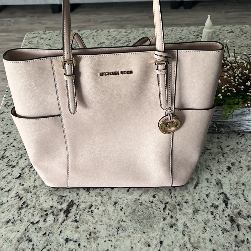 Michael Kors Jet Set Travel bag - Picture 2 of 3
